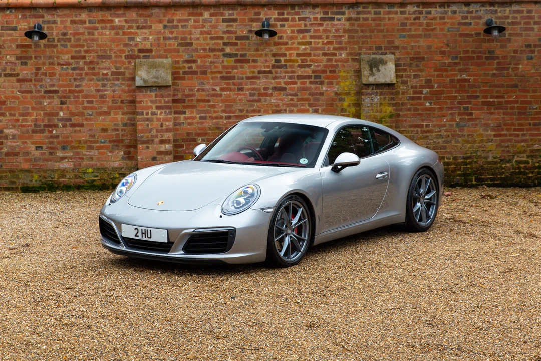 2015 Porsche 991 Carrera S - Image 11 of 31