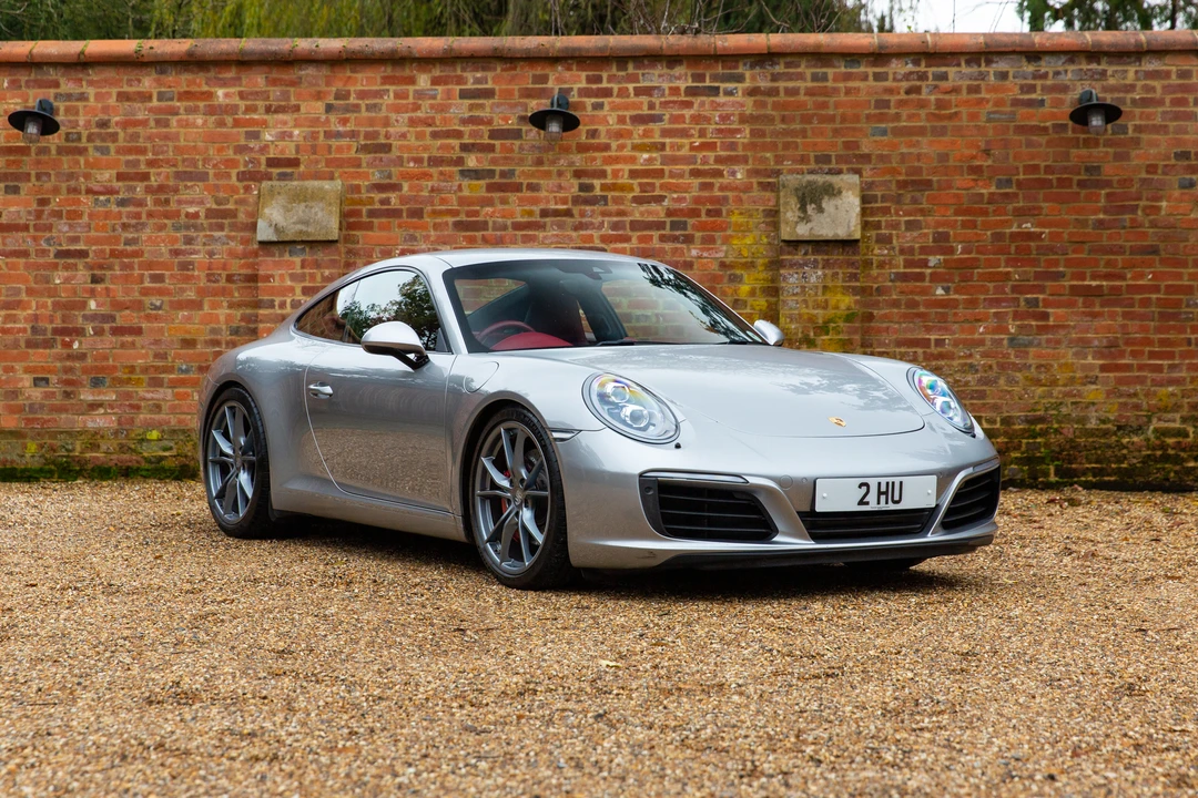 2015 Porsche 991 Carrera S - Image 9 of 31
