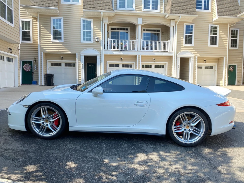 2015 Porsche 991 Carrera 4S - Image 13 of 30