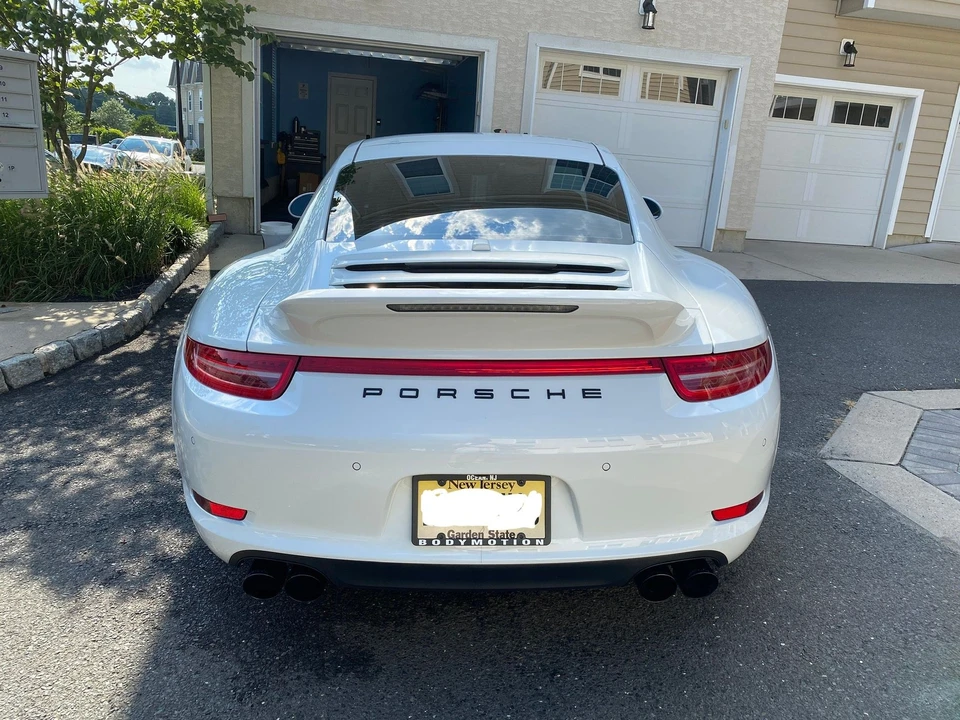 2015 Porsche 991 Carrera 4S - Image 18 of 30