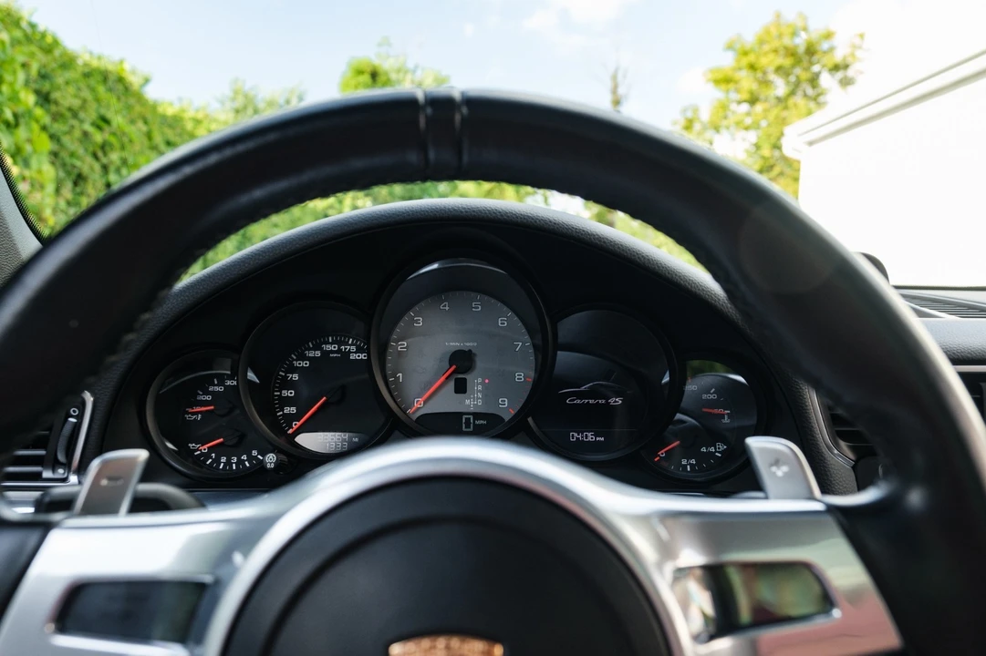 2015 Porsche 991 Carrera S - Image 27 of 31