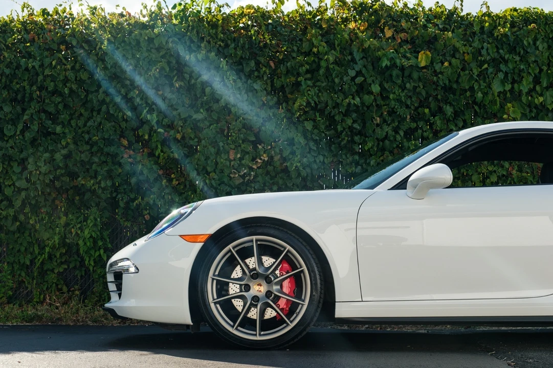 2015 Porsche 991 Carrera S - Image 2 of 31