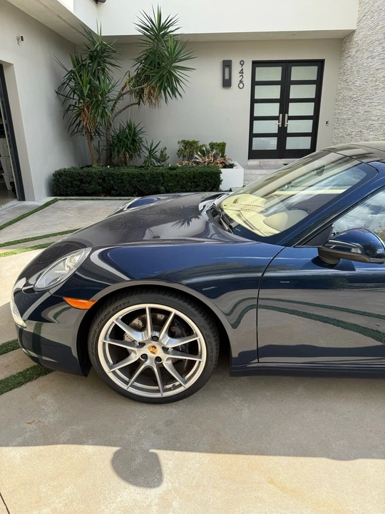2015 Porsche 991 Carrera - Image 10 of 21