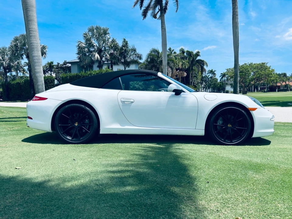 2015 Porsche 991 Carrera - Image 25 of 31