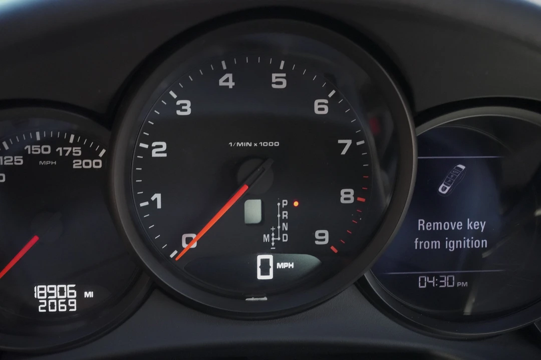 2015 Porsche 991 Carrera - Image 7 of 31