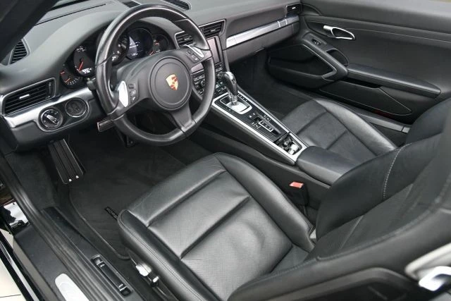 2015 Porsche 991 Carrera 4 - Image 2 of 31