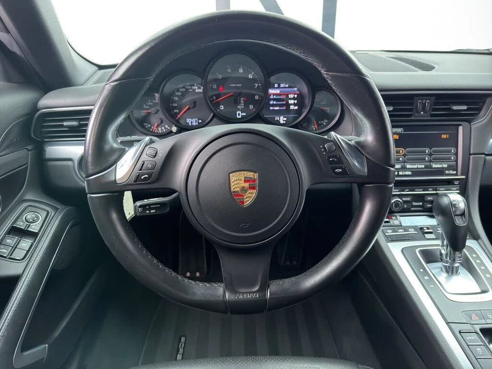 2015 Porsche 991 Carrera 4 - Image 27 of 31