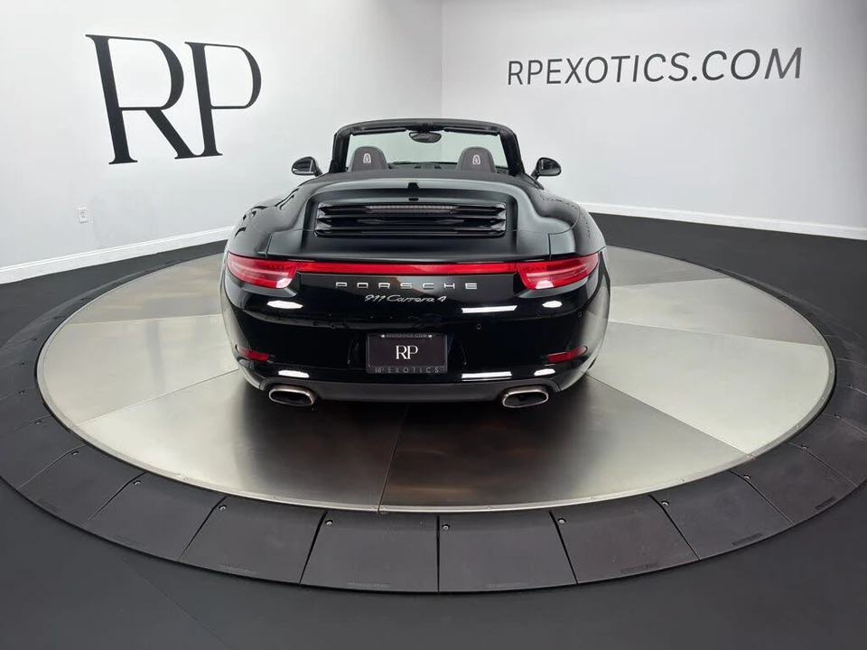 2015 Porsche 991 Carrera 4 - Image 8 of 31