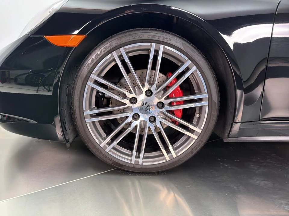 2015 Porsche 991 Carrera 4 - Image 4 of 31