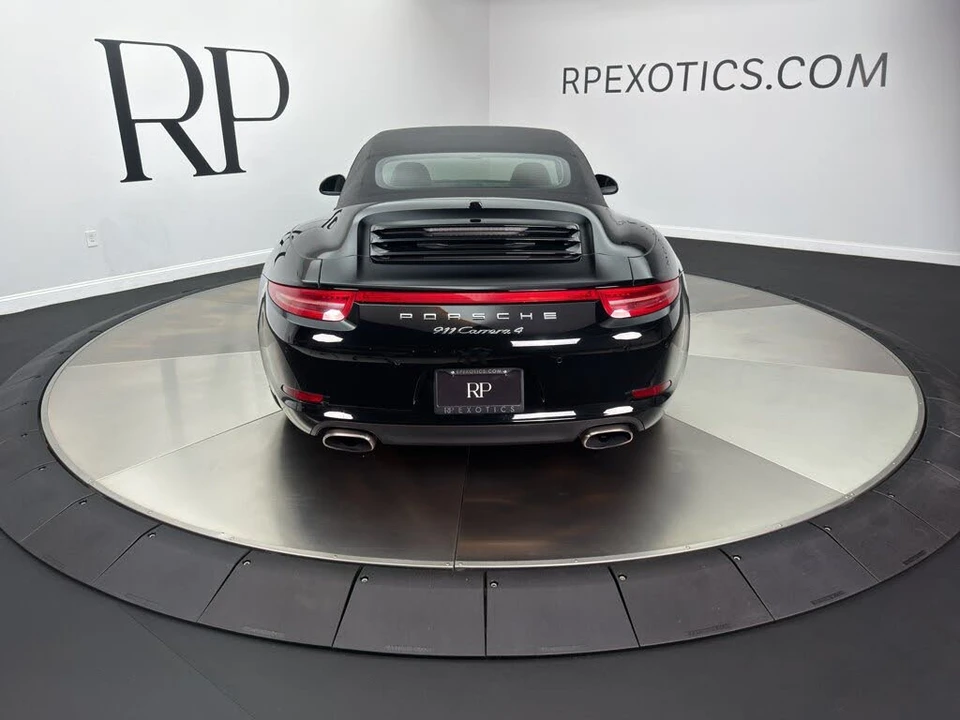 2015 Porsche 991 Carrera 4 - Image 16 of 31