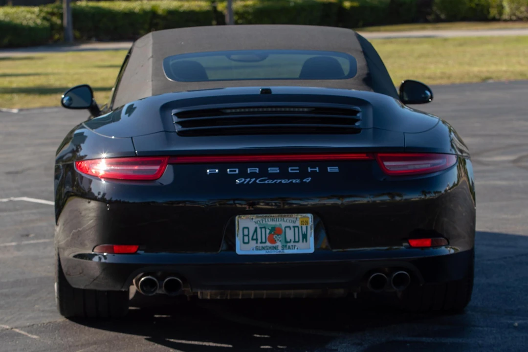 2015 Porsche 991 Carrera 4 - Image 5 of 31