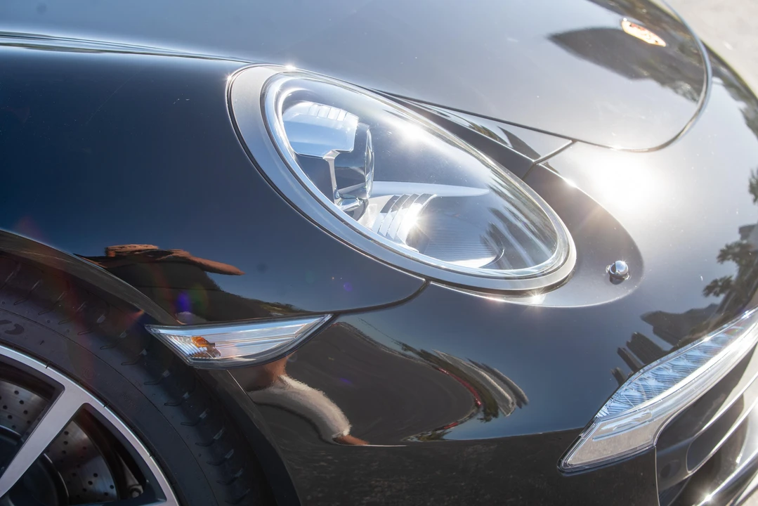 2015 Porsche 991 Carrera 4 - Image 16 of 31