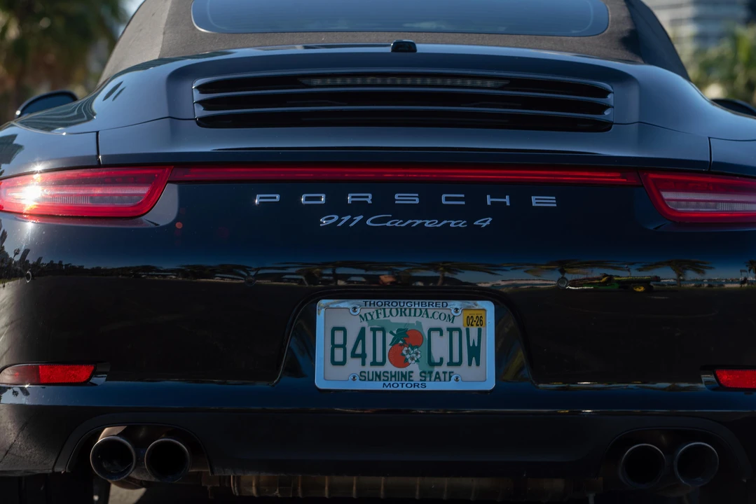 2015 Porsche 991 Carrera 4 - Image 29 of 31