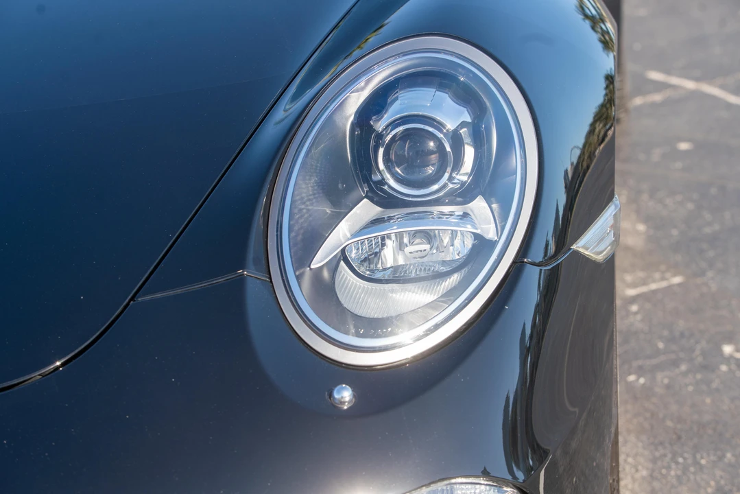 2015 Porsche 991 Carrera 4 - Image 22 of 31