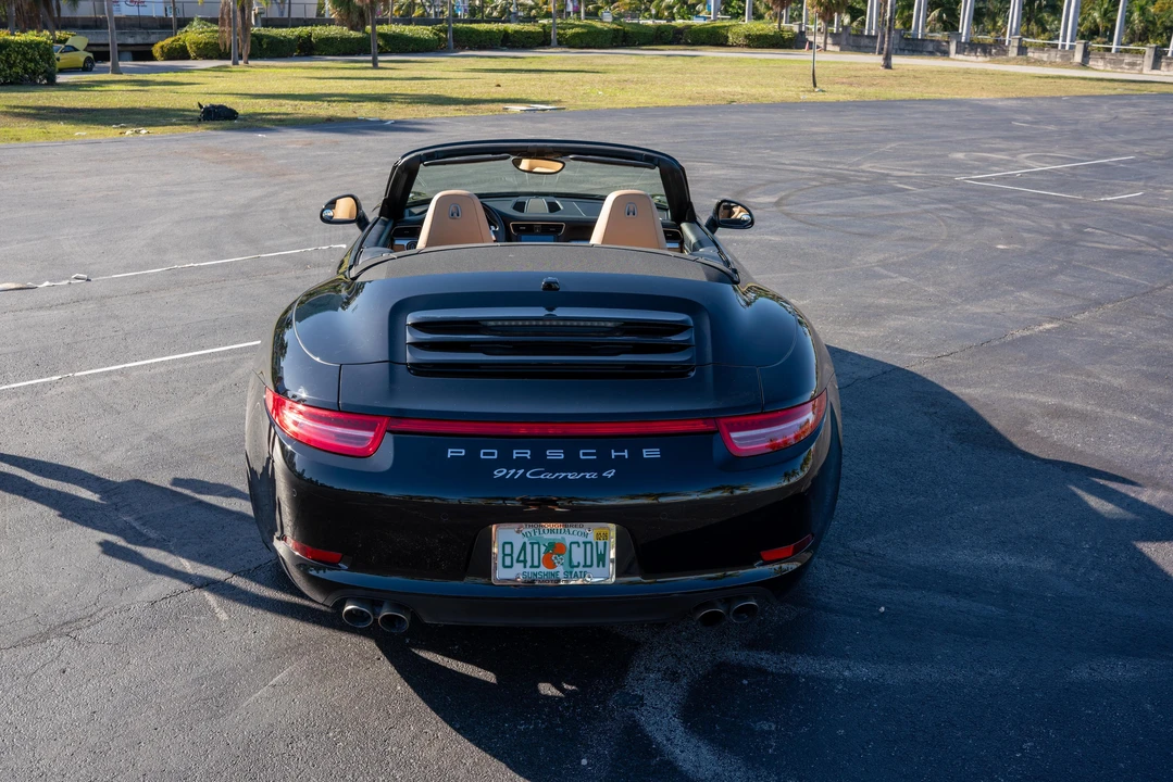 2015 Porsche 991 Carrera 4 - Image 8 of 31