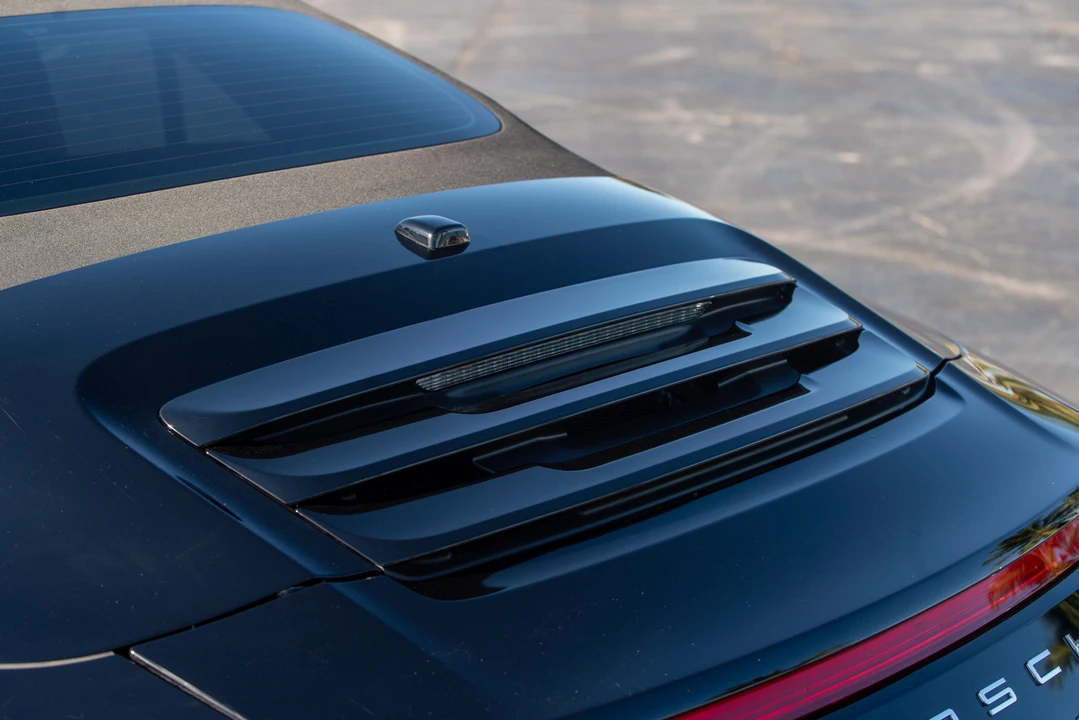 2015 Porsche 991 Carrera 4 - Image 30 of 31