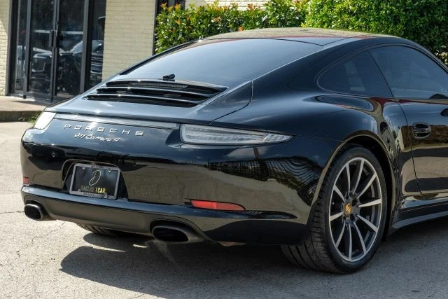 2015 Porsche 991 Carrera 4 - Image 16 of 21