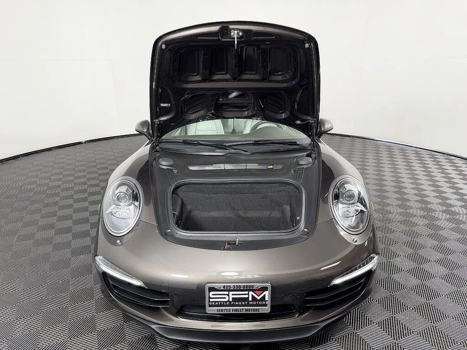 2015 Porsche 991 Carrera 4 - Image 23 of 31