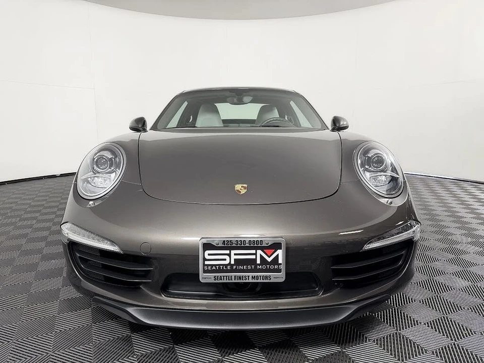 2015 Porsche 991 Carrera 4 - Image 5 of 31