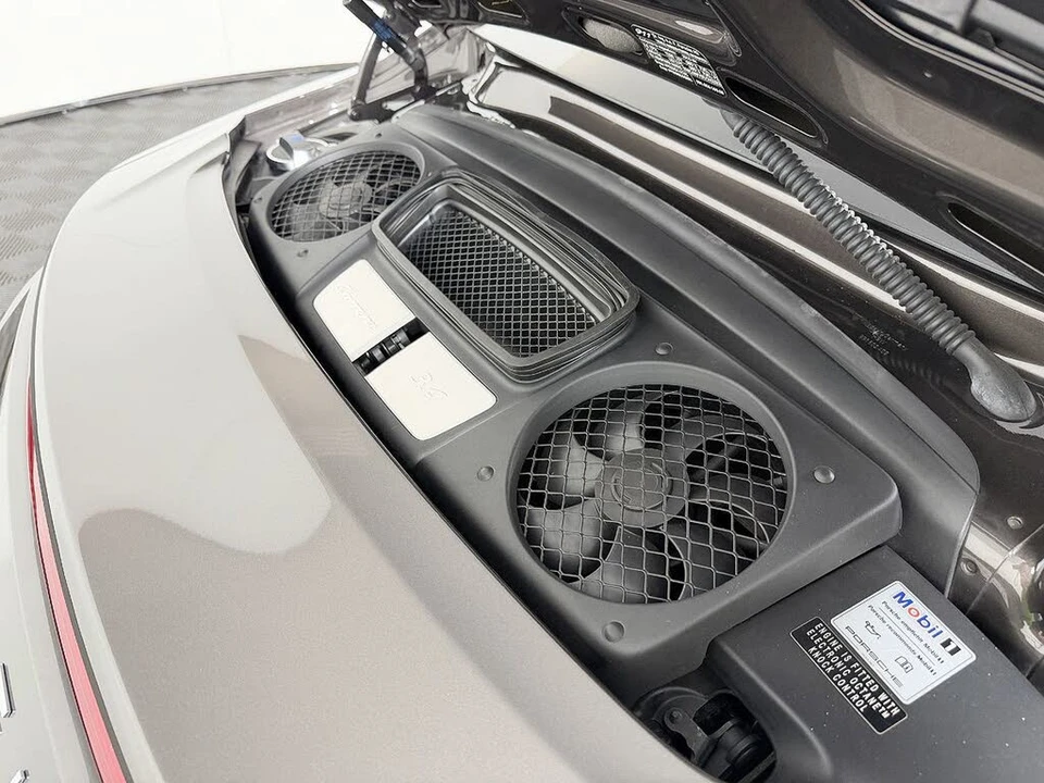 2015 Porsche 991 Carrera 4 - Image 13 of 31