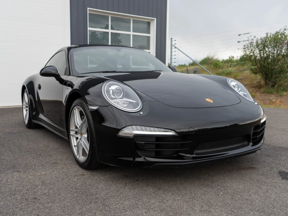 2015 Porsche 991 Carrera 4 - Image 2 of 31