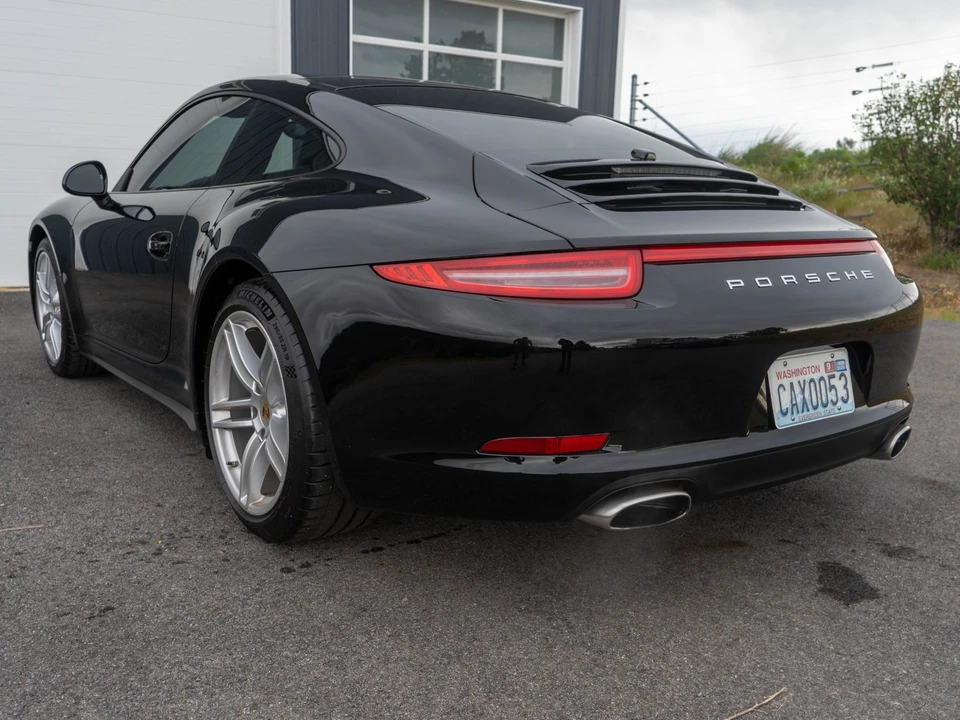 2015 Porsche 991 Carrera 4 - Image 14 of 31