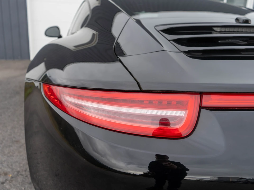 2015 Porsche 991 Carrera 4 - Image 27 of 31