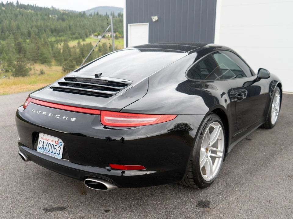 2015 Porsche 991 Carrera 4 - Image 9 of 31