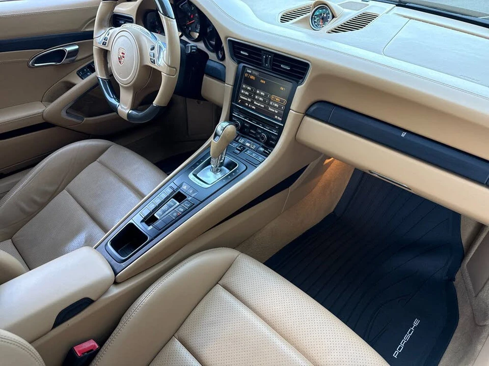 2015 Porsche 991 Carrera GTS - Image 16 of 27