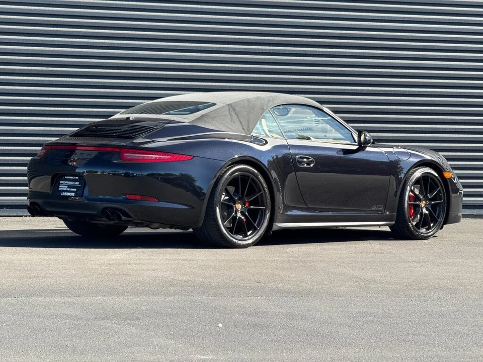 2015 Porsche 991 Carrera GTS - Image 9 of 27