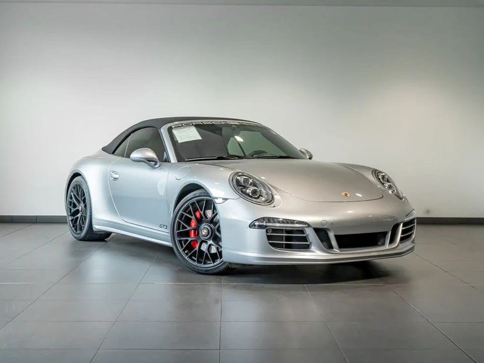 2015 Porsche 991 Carrera GTS - Image 9 of 31
