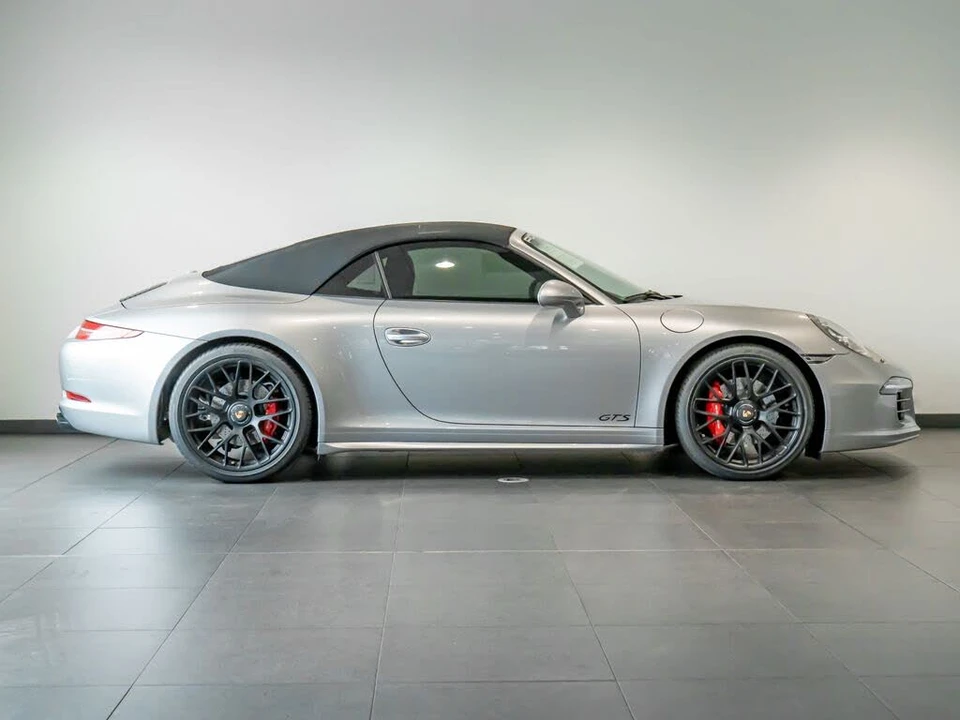 2015 Porsche 991 Carrera GTS - Image 8 of 31