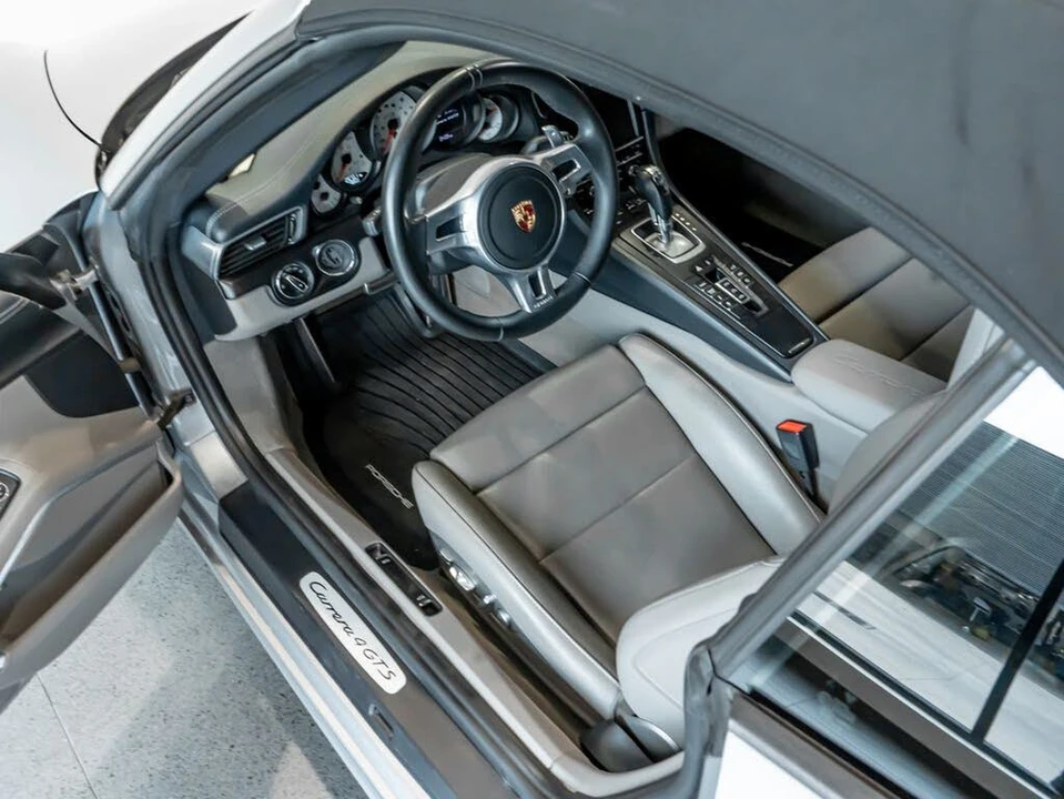 2015 Porsche 991 Carrera GTS - Image 5 of 31