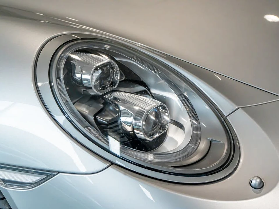 2015 Porsche 991 Carrera GTS - Image 29 of 31