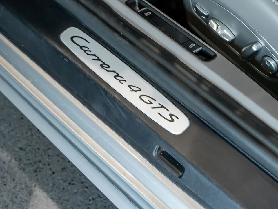2015 Porsche 991 Carrera GTS - Image 15 of 31