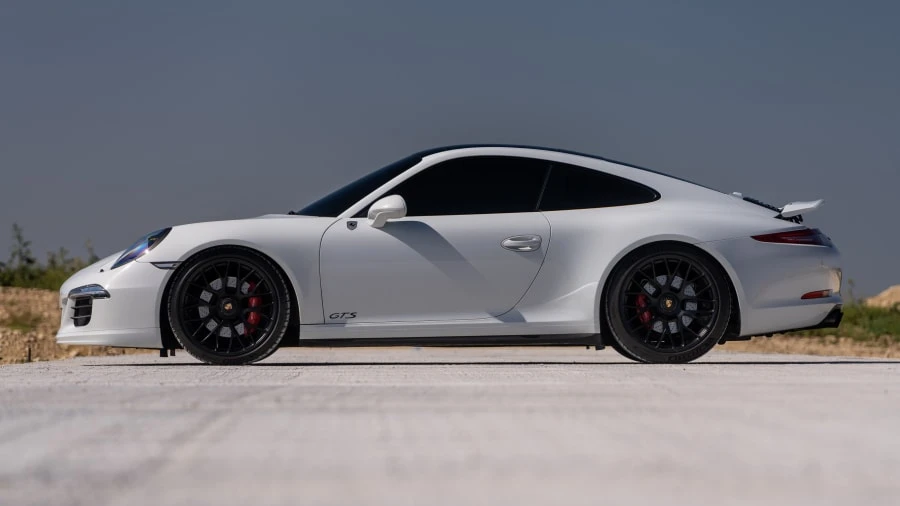 2015 Porsche 991 Carrera GTS - Image 2 of 31