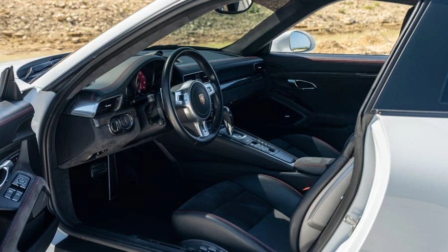 2015 Porsche 991 Carrera GTS - Image 4 of 31