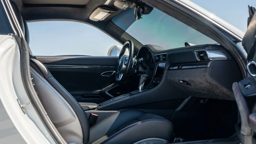 2015 Porsche 991 Carrera GTS - Image 5 of 31