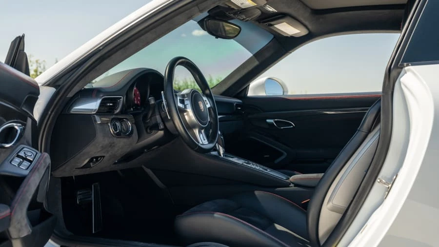 2015 Porsche 991 Carrera GTS - Image 23 of 31