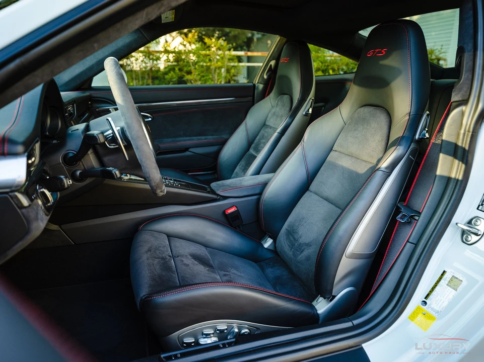 2015 Porsche 991 Carrera GTS - Image 22 of 25