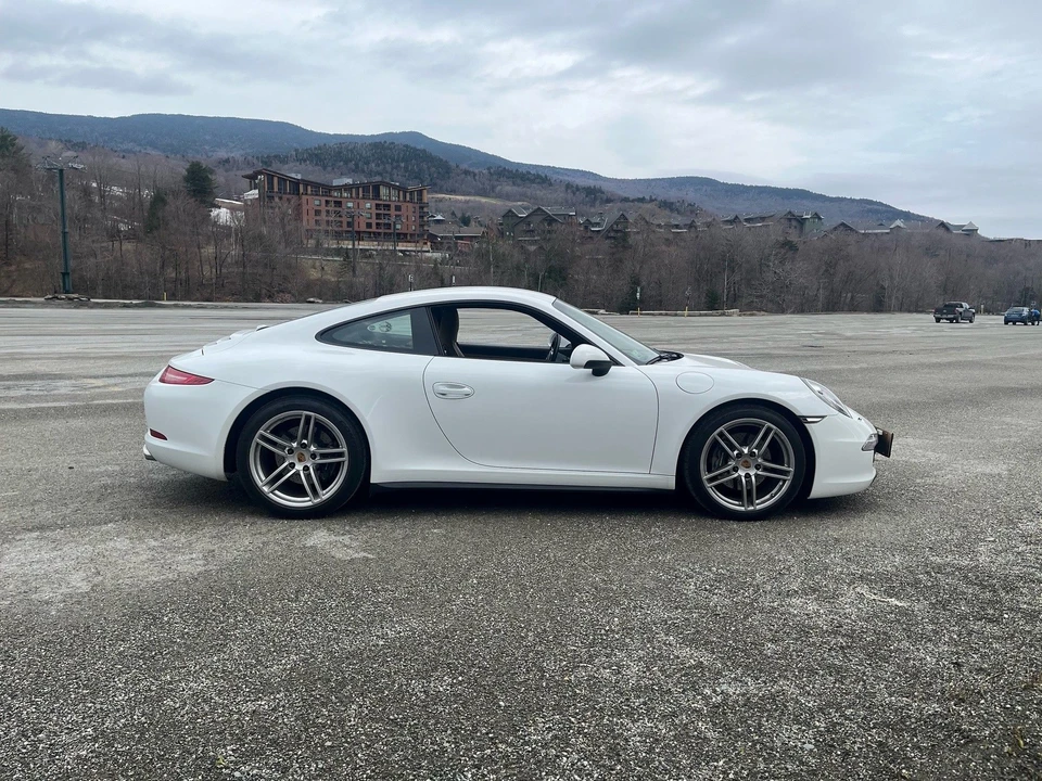 2015 Porsche 991 Carrera 4 - Image 5 of 18