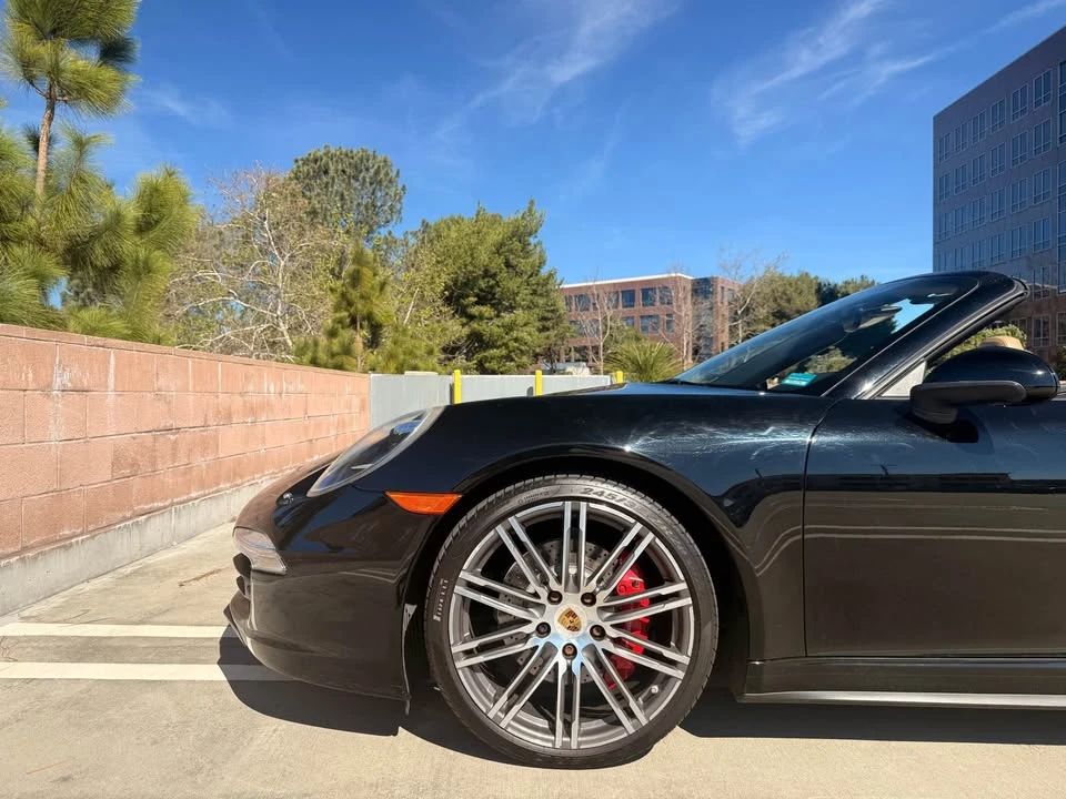 2015 Porsche 991 Carrera 4S - Image 6 of 19