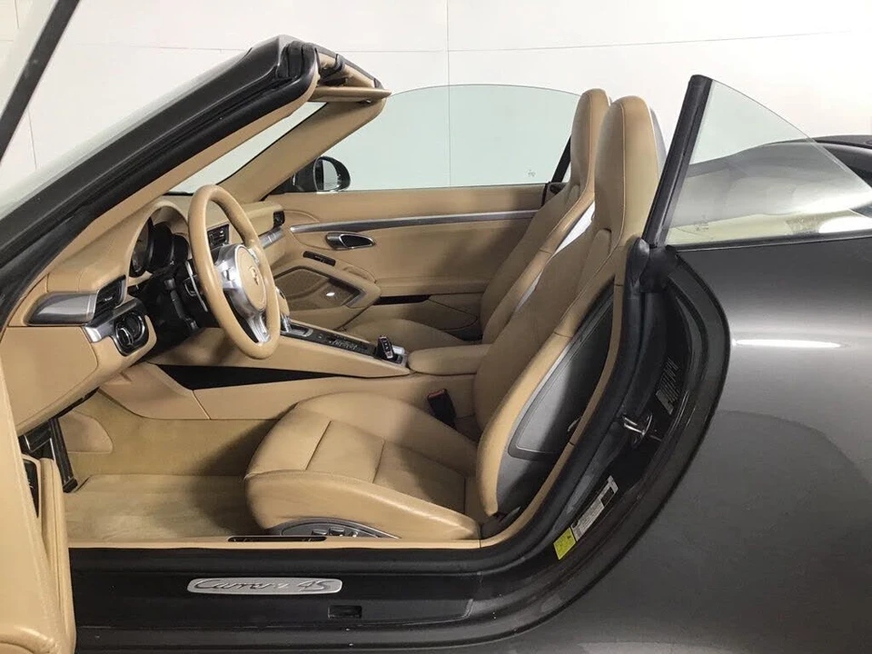 2015 Porsche 991 Carrera 4S - Image 5 of 6