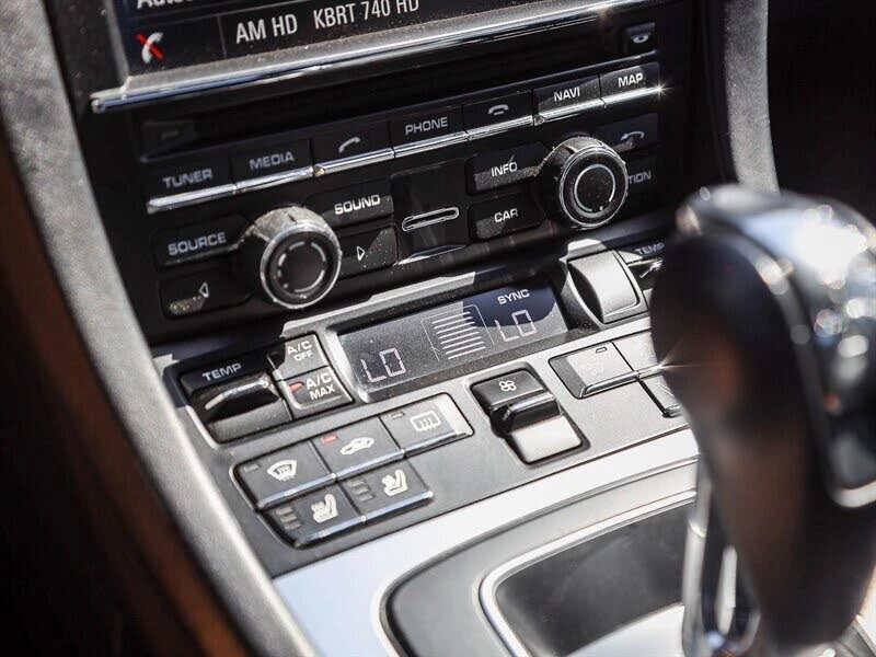 2015 Porsche 991 Carrera 4S - Image 30 of 31