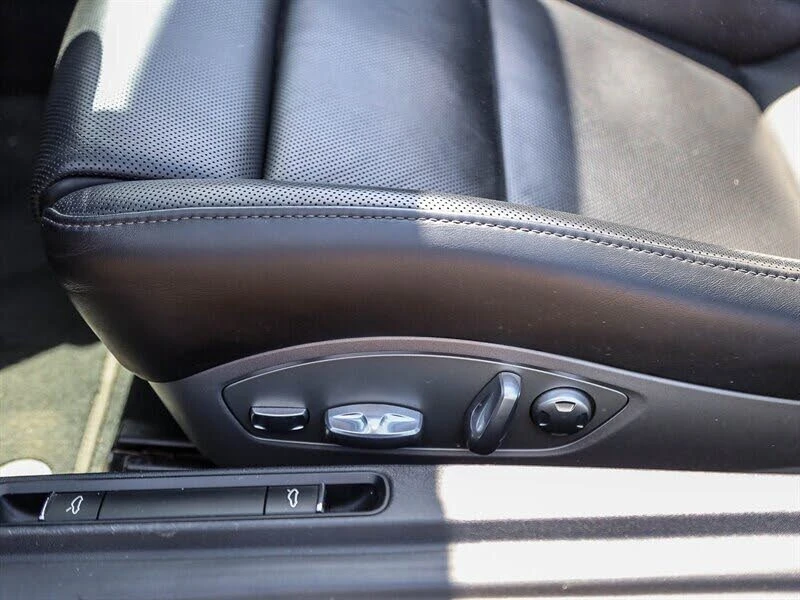 2015 Porsche 991 Carrera 4S - Image 27 of 31