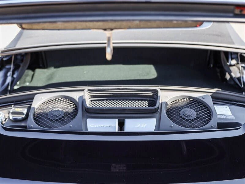 2015 Porsche 991 Carrera 4S - Image 31 of 31