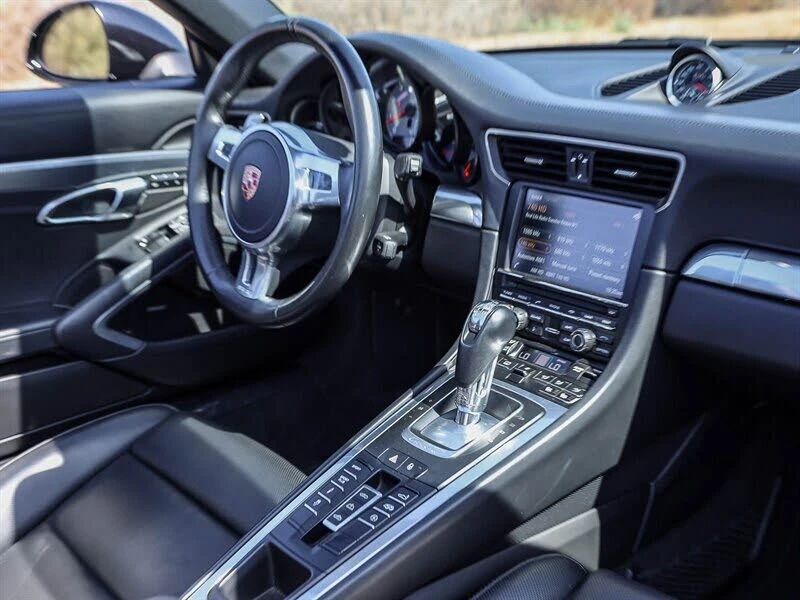 2015 Porsche 991 Carrera 4S - Image 24 of 31