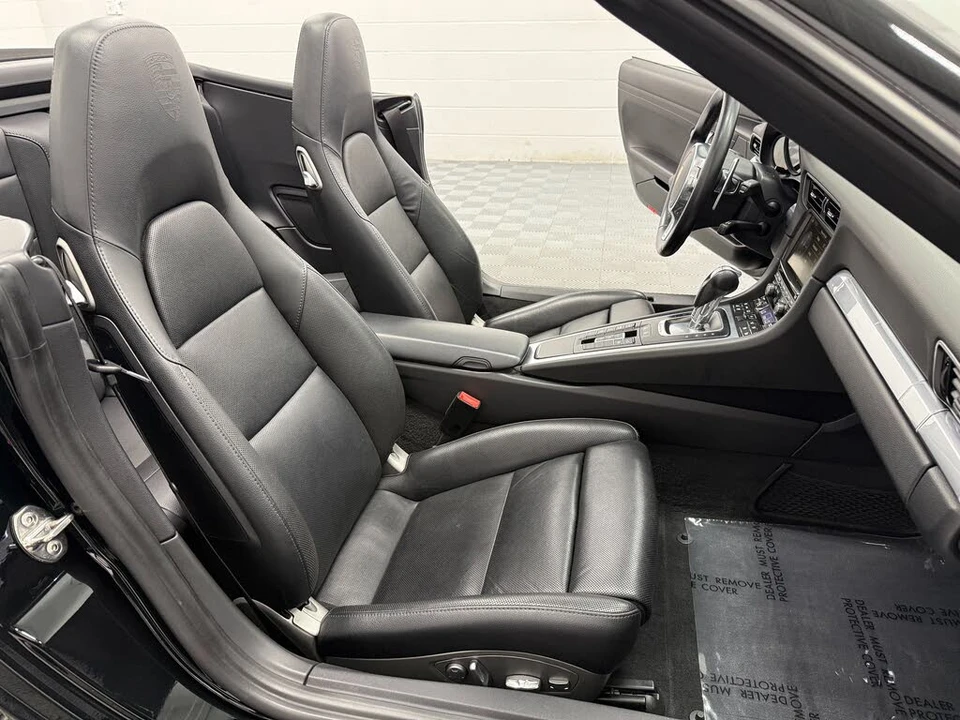 2015 Porsche 991 Carrera 4S - Image 20 of 31