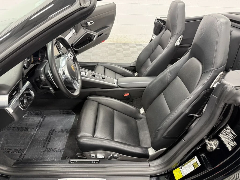 2015 Porsche 991 Carrera 4S - Image 15 of 31