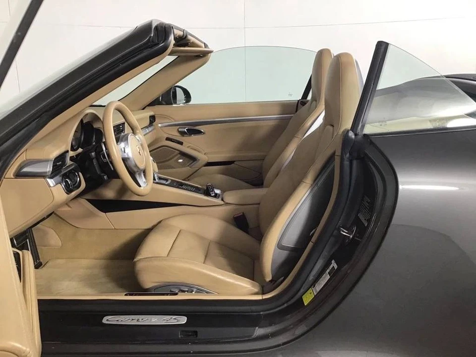 2015 Porsche 991 Carrera 4S - Image 5 of 5